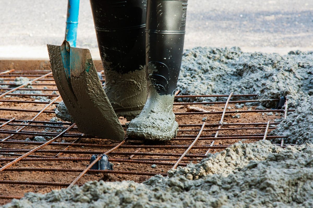 The Ultimate Guide to Choosing a Concrete Ready Mix Supplier
